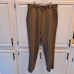 Haggar Men's Brown Dress Pants